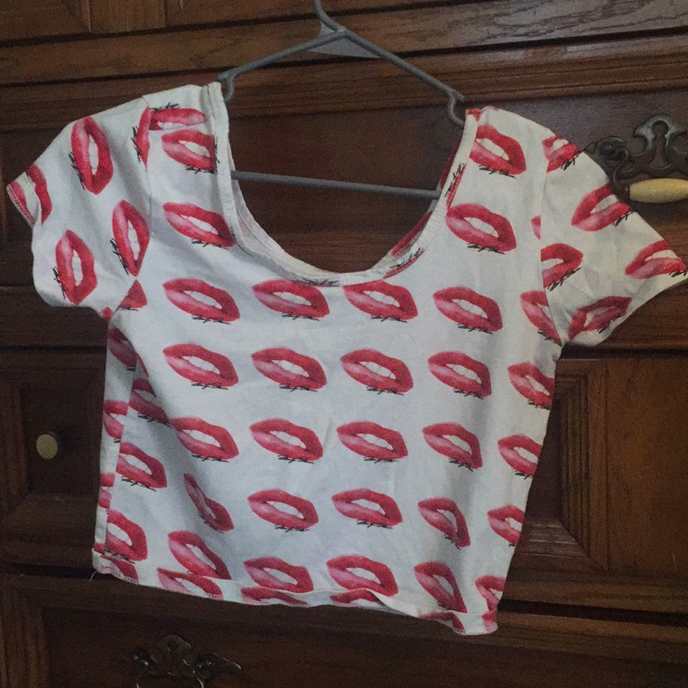 Marilyn Monroe Red Lips Crop Top!